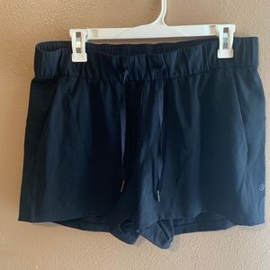Lululemon Sz 10 womens black shorts